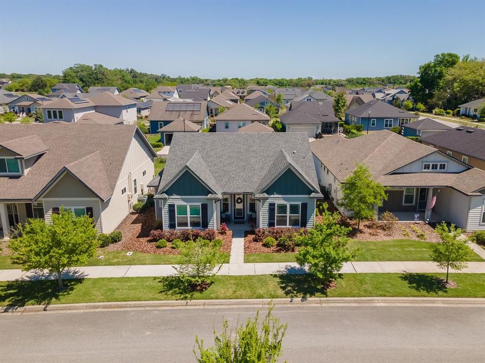 Vendido Recientemente: $449,000 (4 camas, 2 baños, 1620 Pies cuadrados)