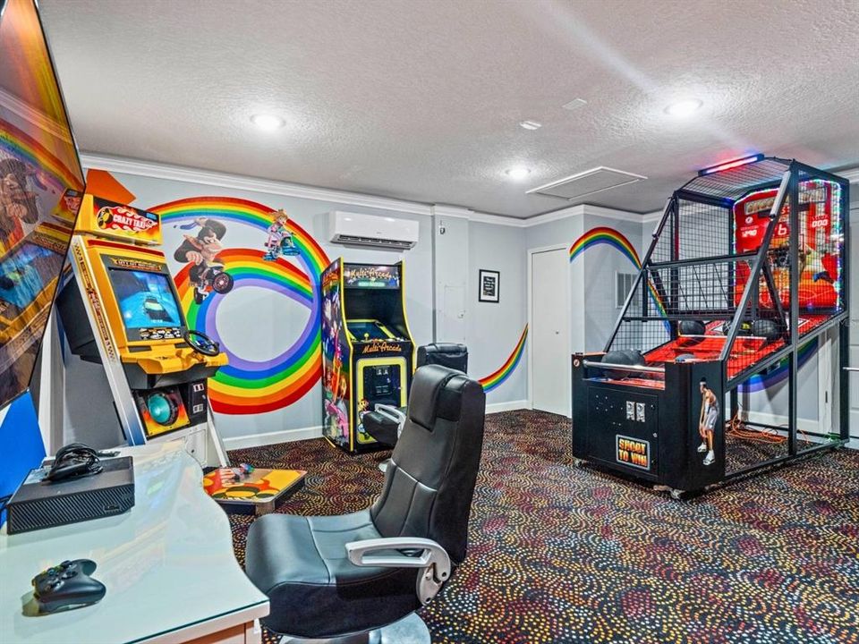 Arcade / Game Room