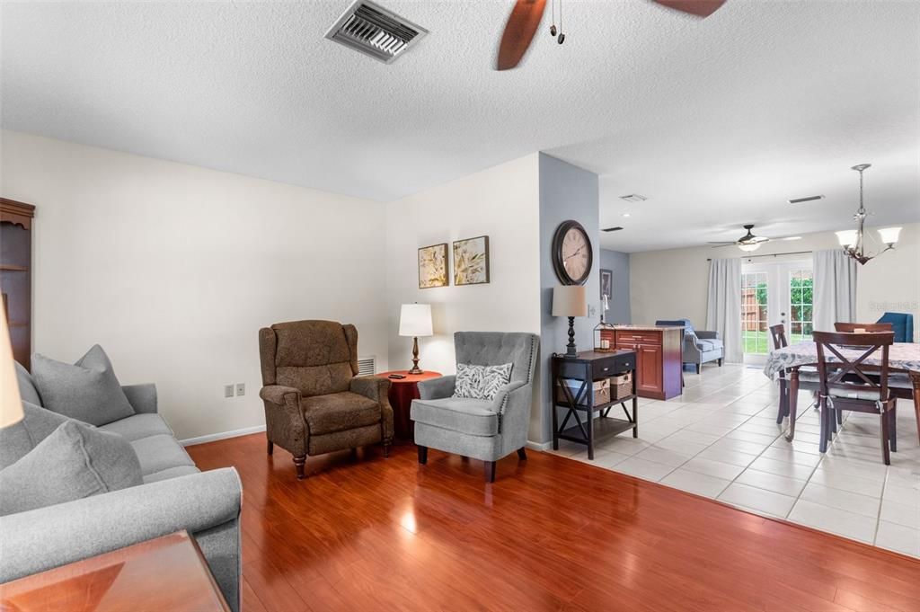 Recently Sold: $340,000 (3 beds, 2 baths, 1500 Square Feet)