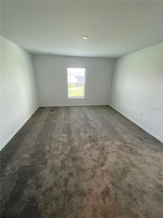 For Rent: $1,950 (3 beds, 2 baths, 1560 Square Feet)