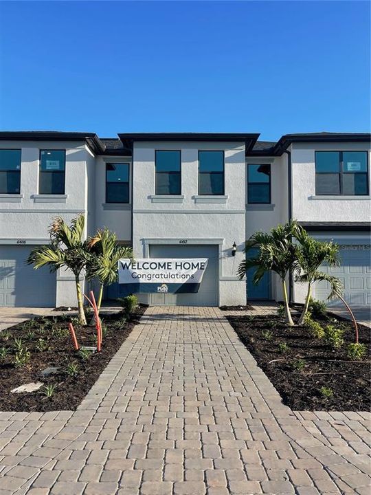 Recently Sold: $371,256 (3 beds, 2 baths, 1636 Square Feet)