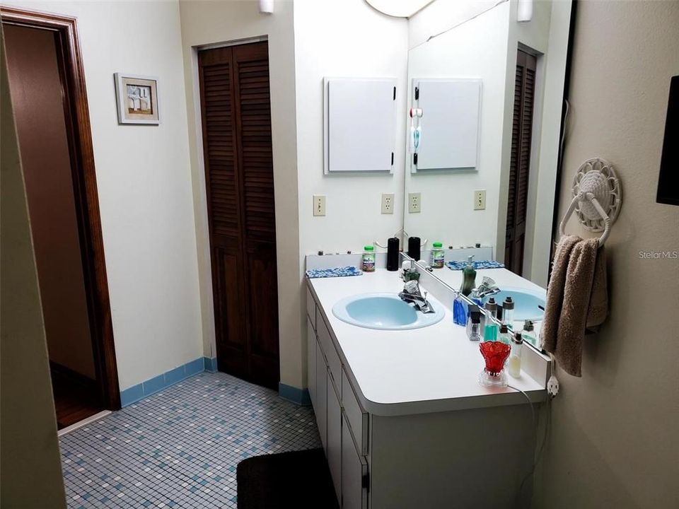 En Venta: $470,000 (0 camas, 0 baños, 2512 Pies cuadrados)