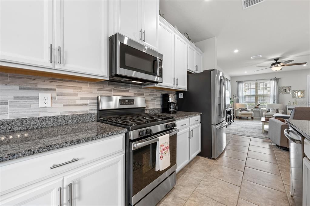 Active With Contract: $395,000 (3 beds, 2 baths, 1772 Square Feet)