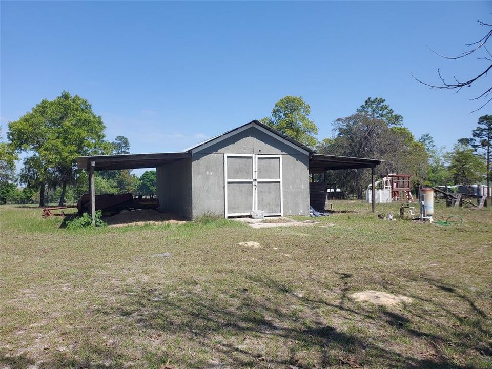 For Sale: $385,000 (3 beds, 2 baths, 1152 Square Feet)