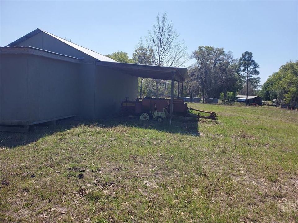 For Sale: $385,000 (3 beds, 2 baths, 1152 Square Feet)