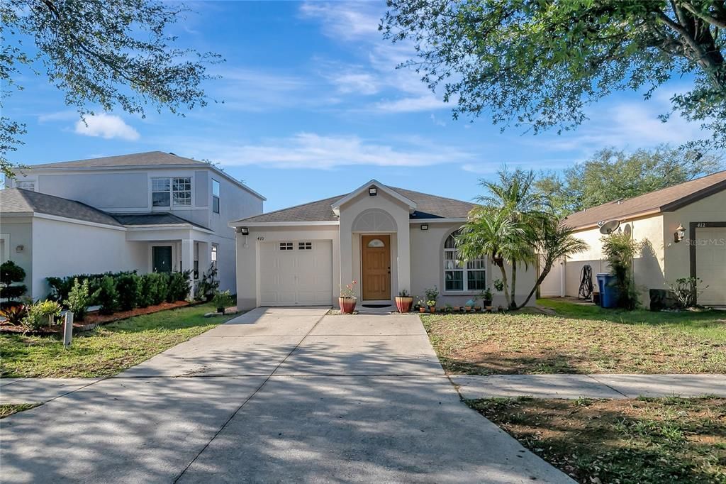 Recently Sold: $329,000 (3 beds, 2 baths, 1215 Square Feet)