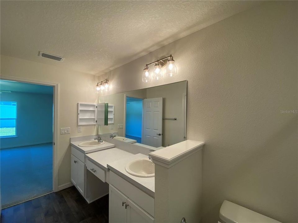 Недавно арендовано: $1,750 (4 спален, 2 ванн, 1772 Квадратных фут)