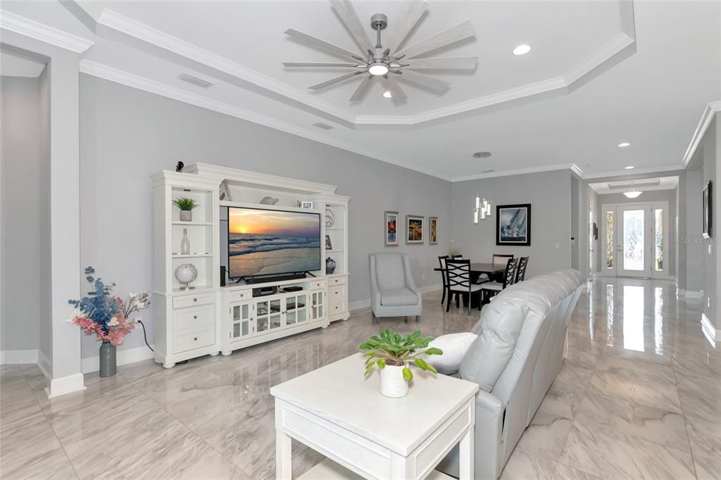 Recently Sold: $775,000 (3 beds, 3 baths, 2313 Square Feet)