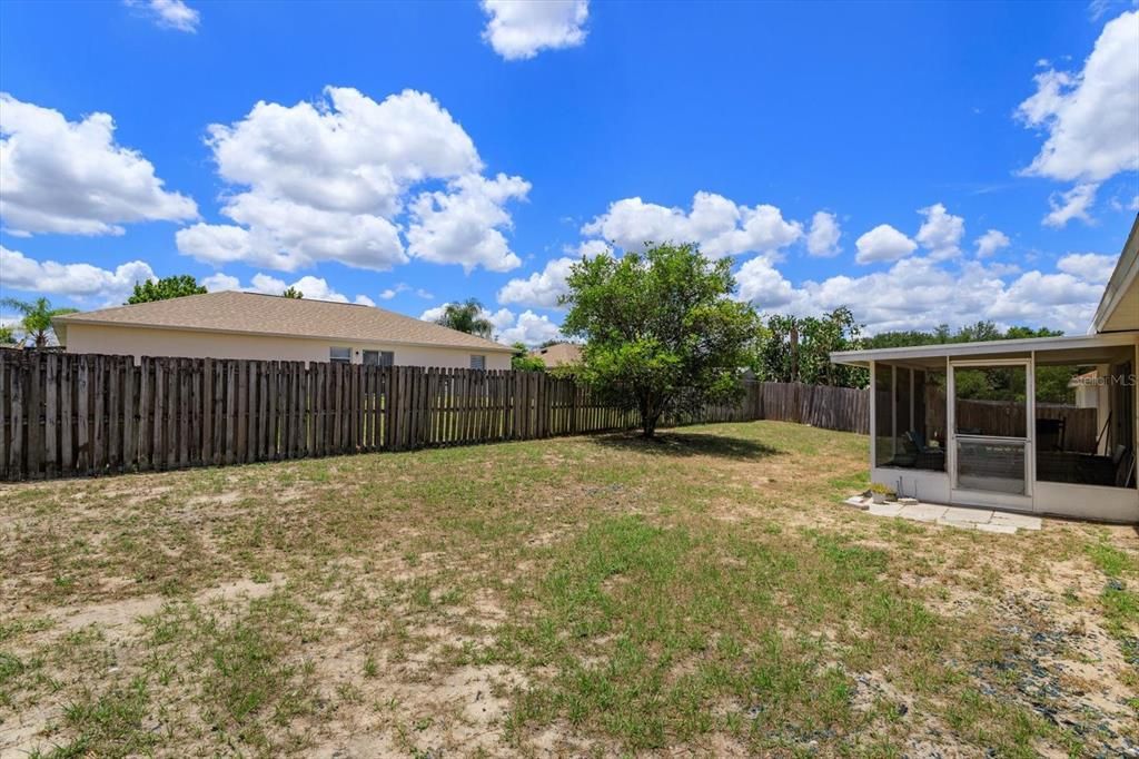 Active With Contract: $350,000 (4 beds, 2 baths, 1880 Square Feet)