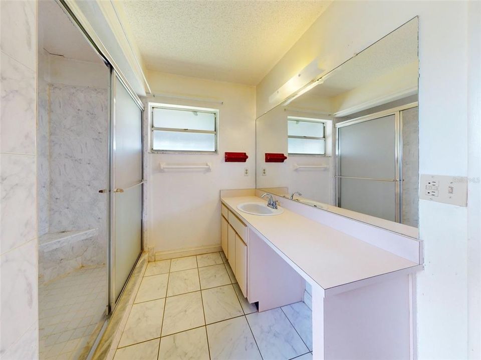 For Sale: $439,900 (3 beds, 2 baths, 1673 Square Feet)
