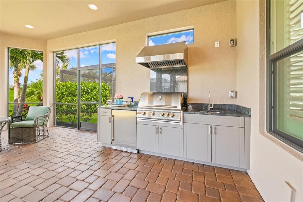 Recently Sold: $850,000 (2 beds, 2 baths, 2130 Square Feet)