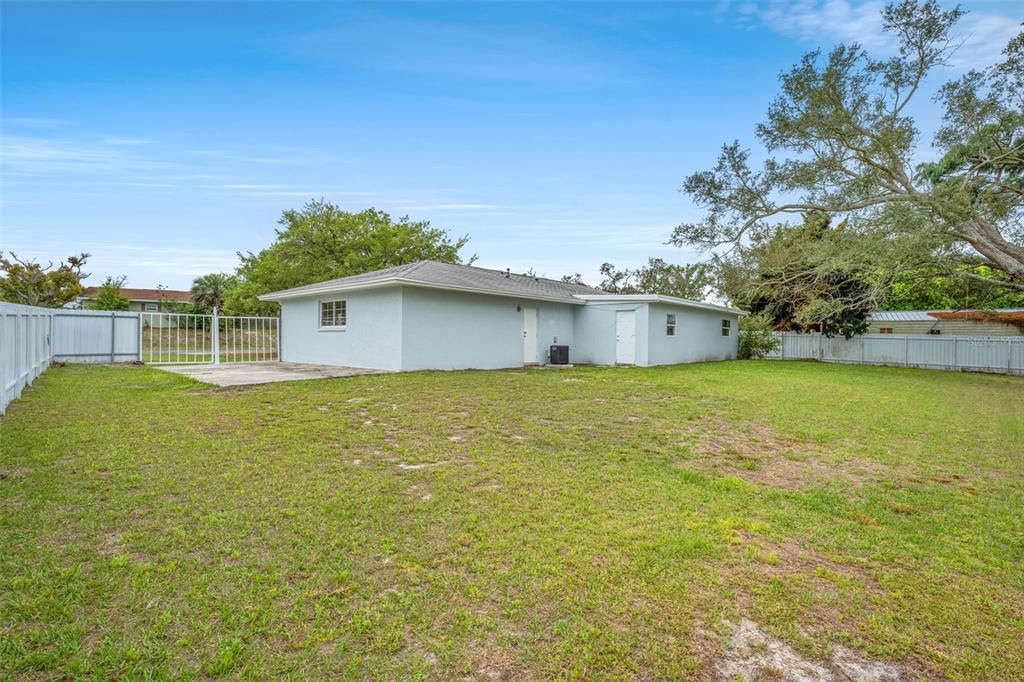Recently Sold: $259,000 (3 beds, 2 baths, 1408 Square Feet)