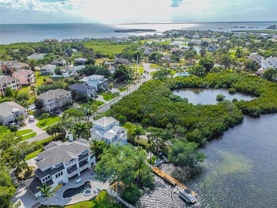 Active With Contract: $1,829,900 (5 beds, 4 baths, 2950 Square Feet)