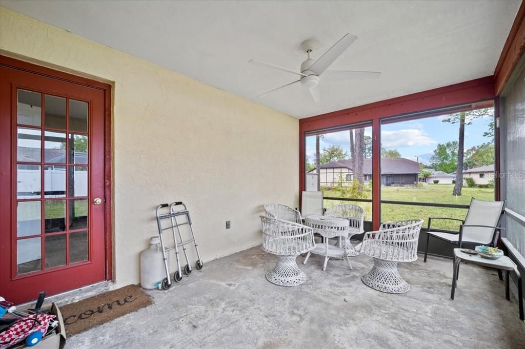 Active With Contract: $269,000 (3 beds, 2 baths, 1497 Square Feet)