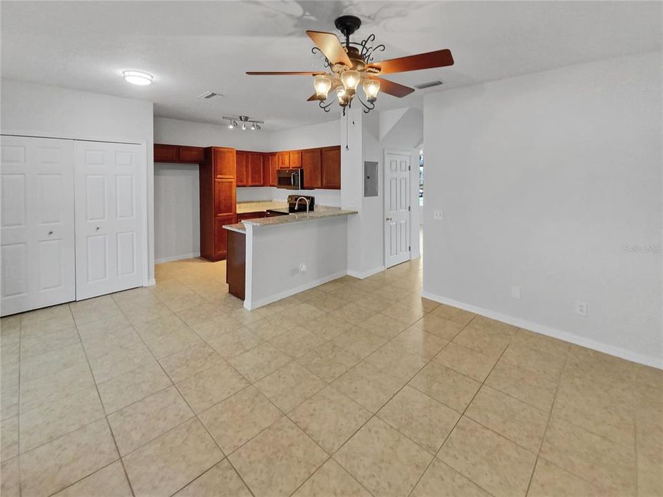 For Sale: $288,000 (3 beds, 2 baths, 1508 Square Feet)
