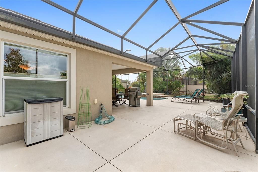 Active With Contract: $925,000 (3 beds, 3 baths, 2245 Square Feet)