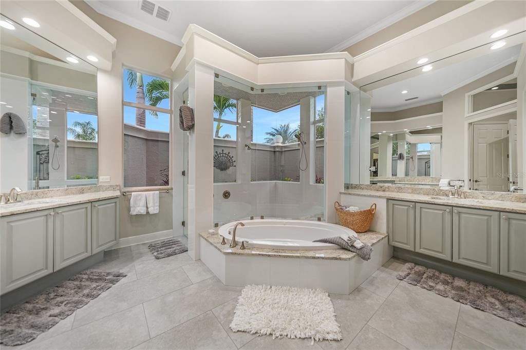 Active With Contract: $1,949,000 (4 beds, 4 baths, 4563 Square Feet)