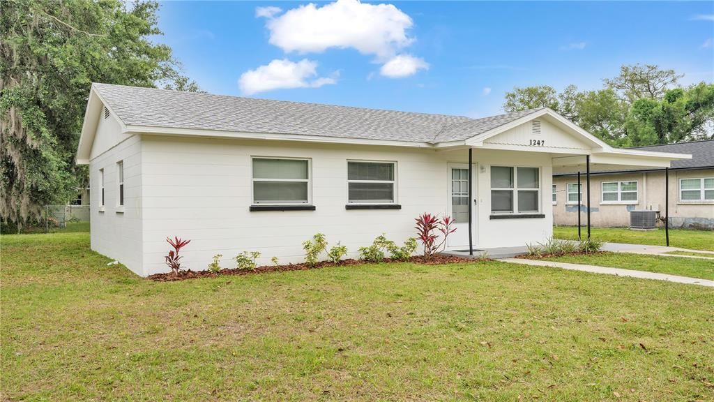 Recently Sold: $239,900 (3 beds, 1 baths, 910 Square Feet)