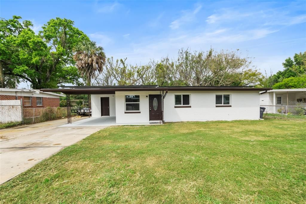 Recently Sold: $260,000 (4 beds, 2 baths, 1710 Square Feet)