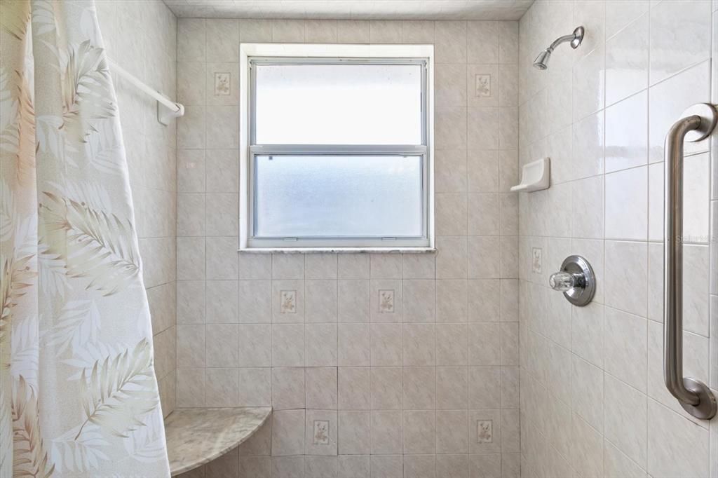 Tiled Shower w/ Seat