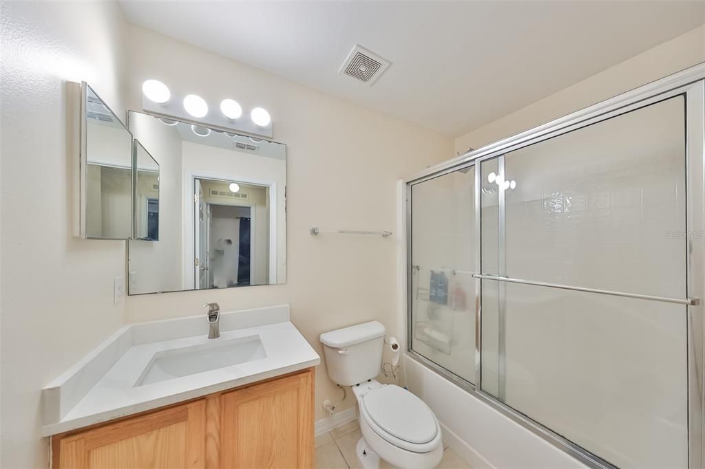 For Sale: $299,900 (3 beds, 2 baths, 1158 Square Feet)