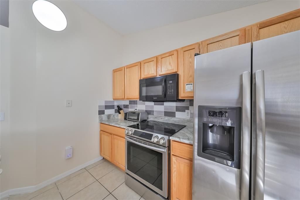 For Sale: $299,900 (3 beds, 2 baths, 1158 Square Feet)