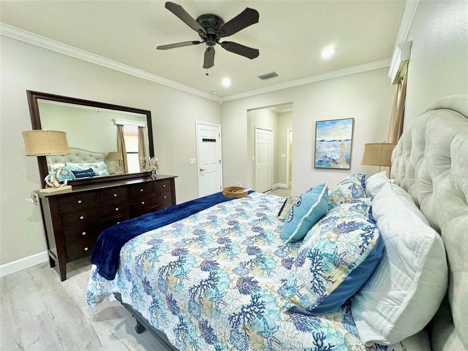 En Venta: $425,000 (2 camas, 2 baños, 1910 Pies cuadrados)