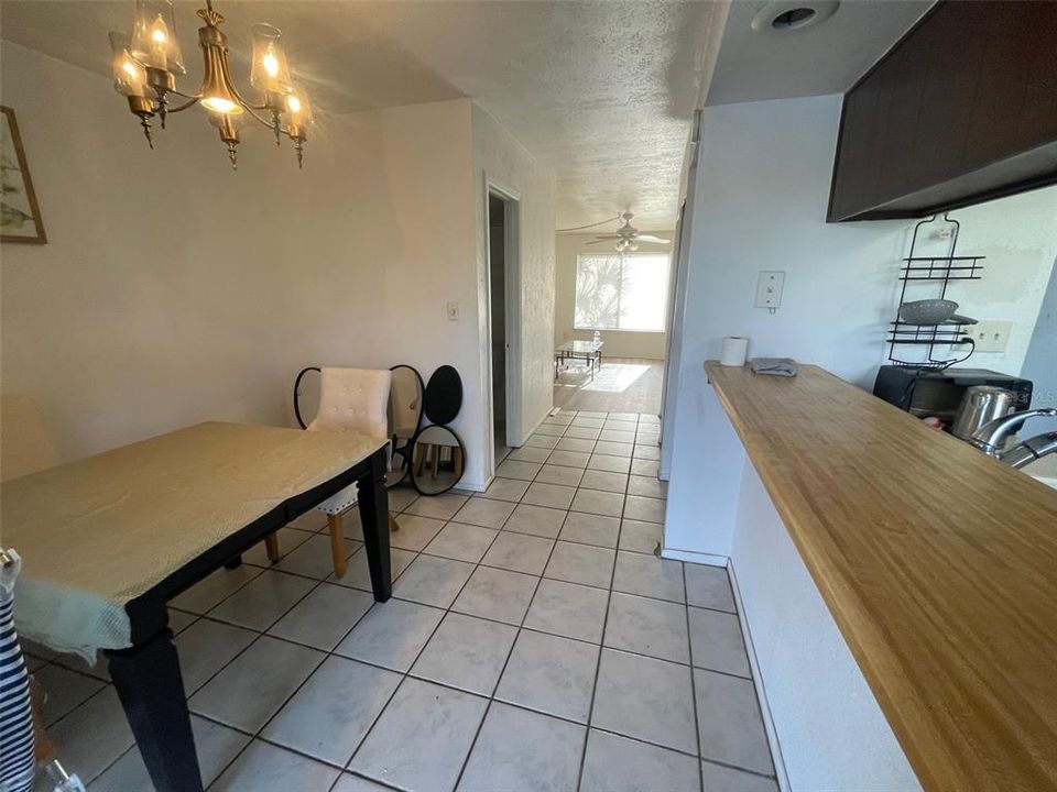 For Sale: $145,900 (2 beds, 1 baths, 1164 Square Feet)