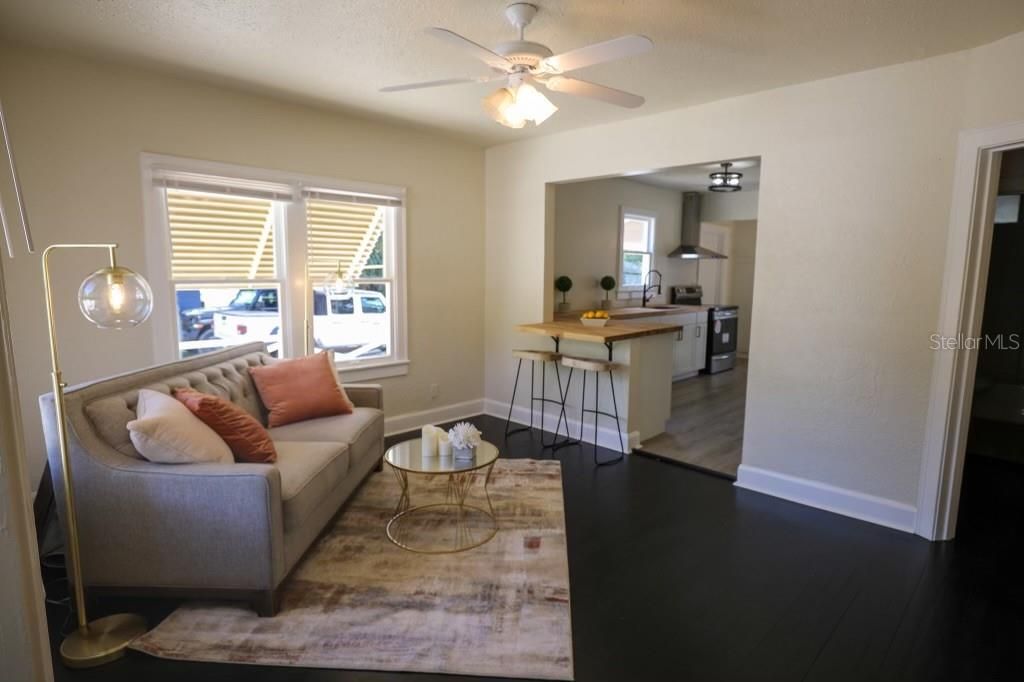 Active With Contract: $450,000 (2 beds, 0 baths, 1296 Square Feet)
