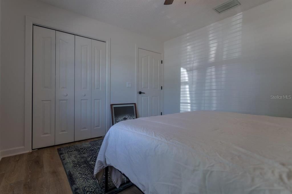 For Sale: $440,000 (3 beds, 2 baths, 1990 Square Feet)