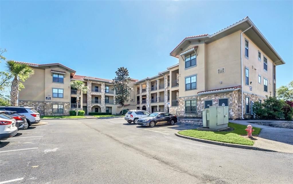 Active With Contract: $225,990 (3 beds, 3 baths, 1217 Square Feet)