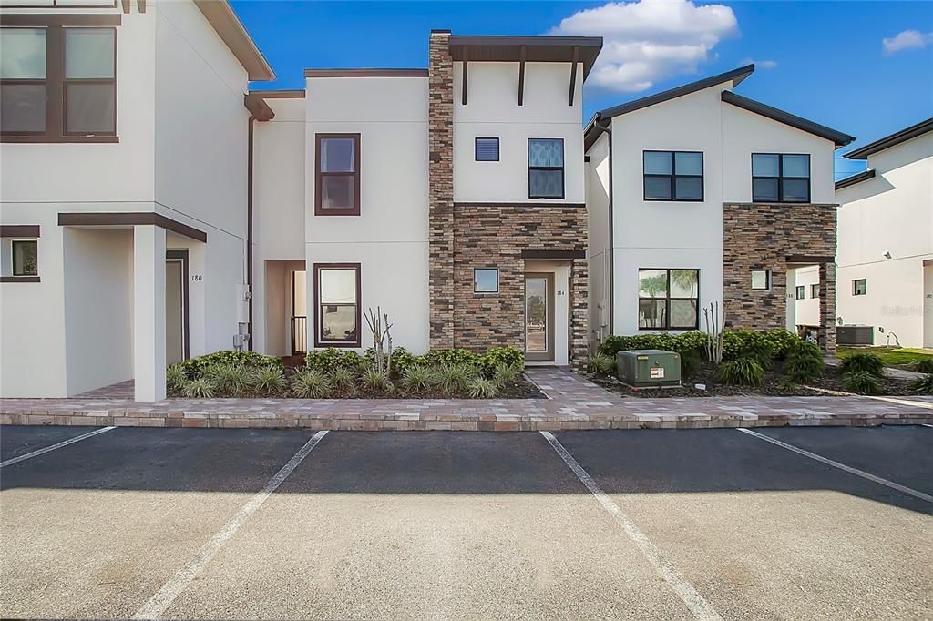 Recently Sold: $439,800 (4 beds, 3 baths, 1823 Square Feet)