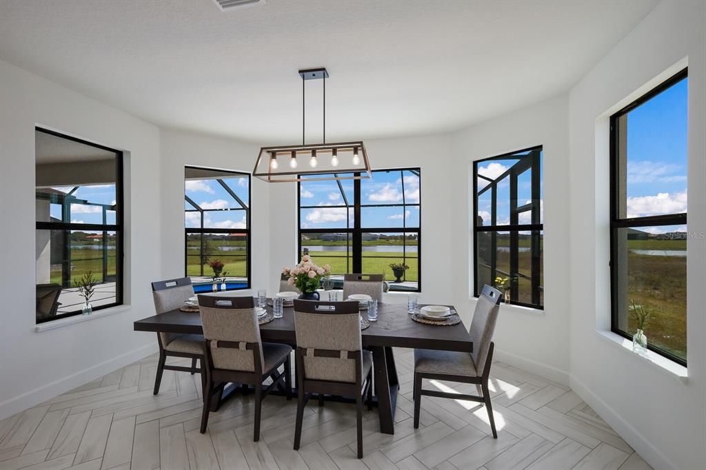 Active With Contract: $810,000 (4 beds, 3 baths, 2712 Square Feet)