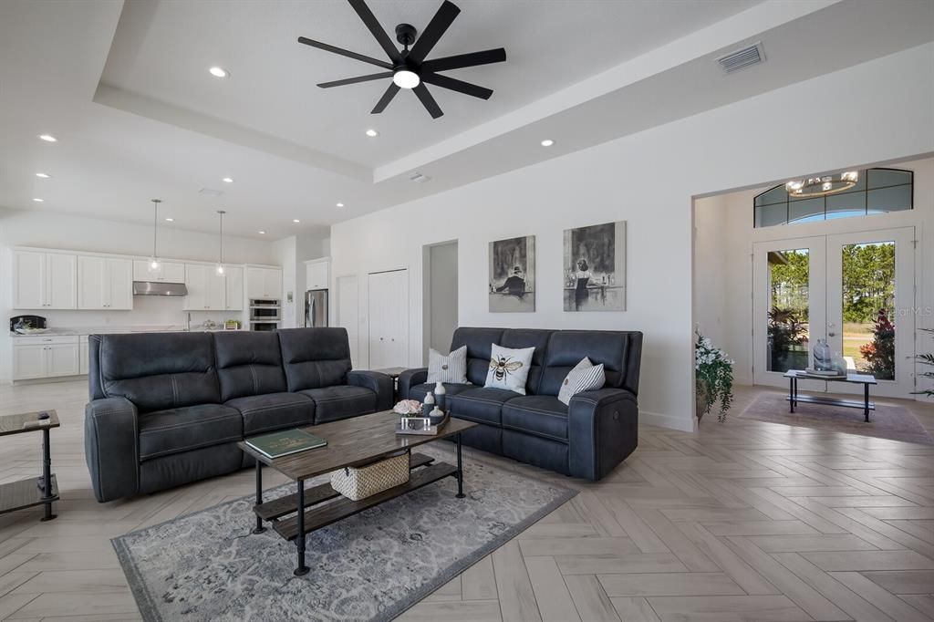 Active With Contract: $810,000 (4 beds, 3 baths, 2712 Square Feet)