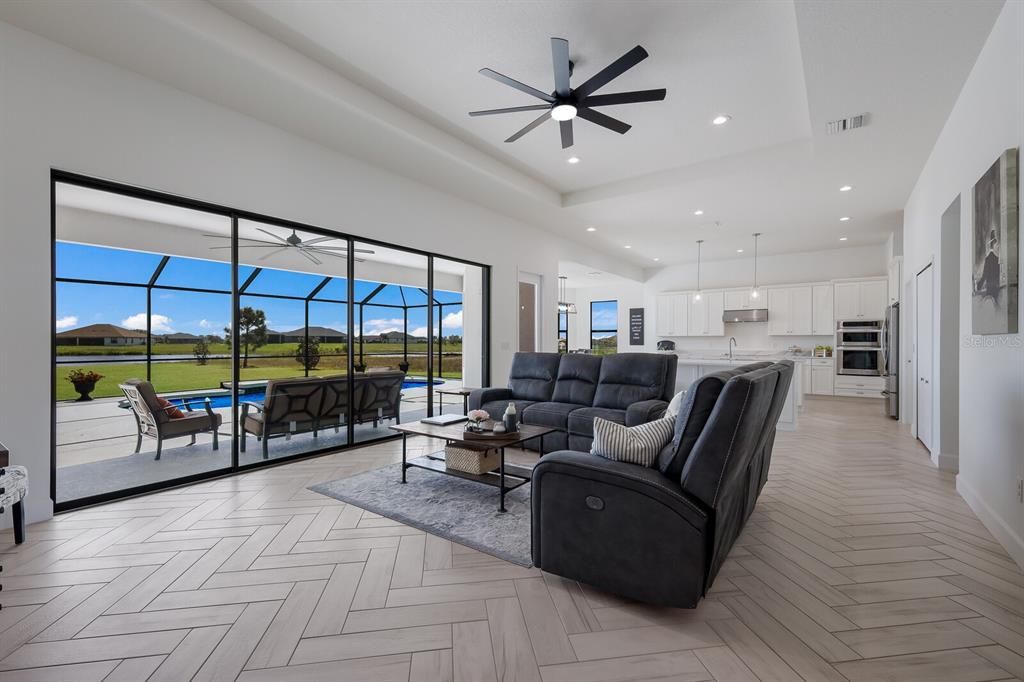 Active With Contract: $810,000 (4 beds, 3 baths, 2712 Square Feet)