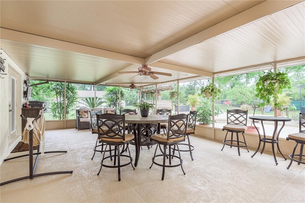 Recently Sold: $525,000 (4 beds, 3 baths, 2391 Square Feet)