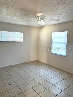 Recently Rented: $1,700 (3 beds, 2 baths, 1584 Square Feet)