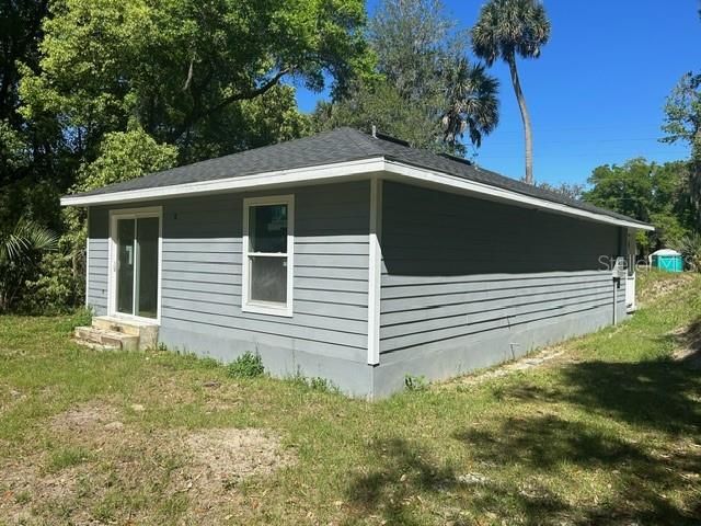 Recently Sold: $199,900 (3 beds, 2 baths, 1000 Square Feet)