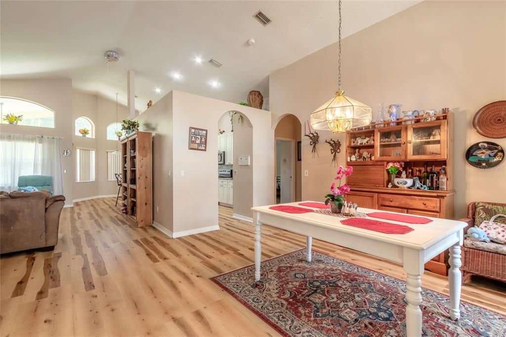 For Sale: $410,000 (5 beds, 2 baths, 2709 Square Feet)