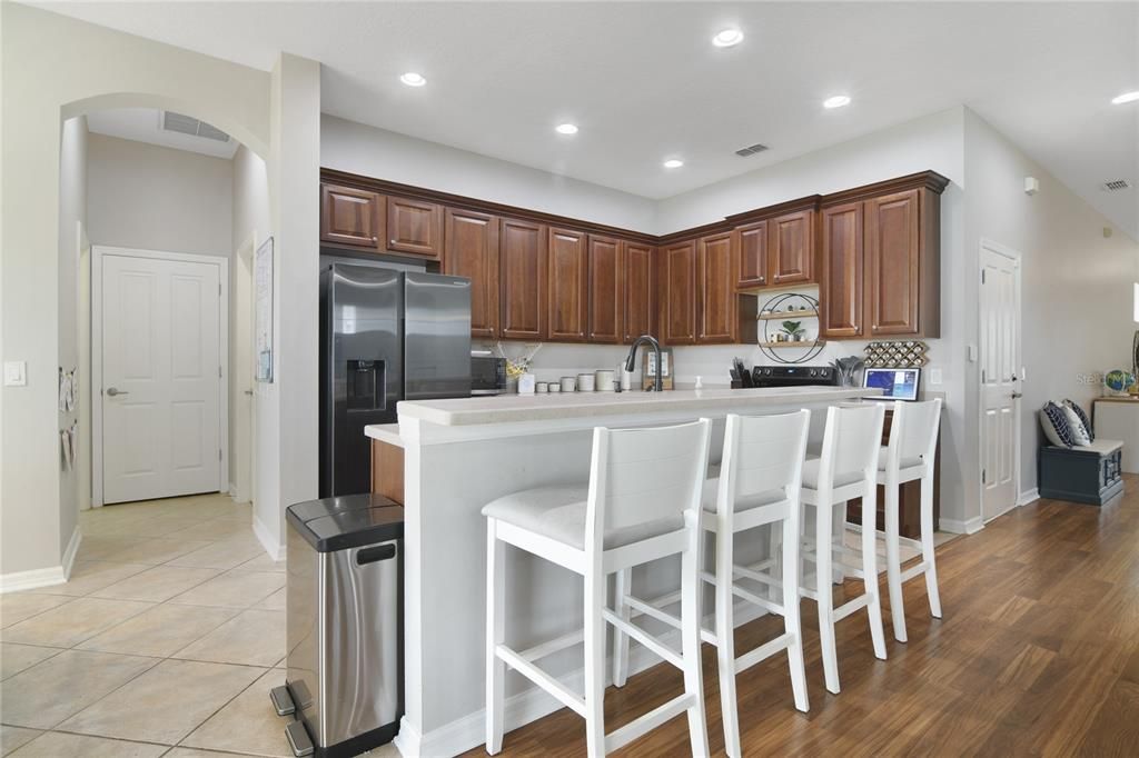 Active With Contract: $449,000 (4 beds, 2 baths, 2583 Square Feet)