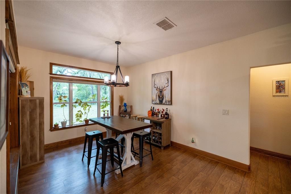 For Sale: $409,900 (3 beds, 2 baths, 1888 Square Feet)