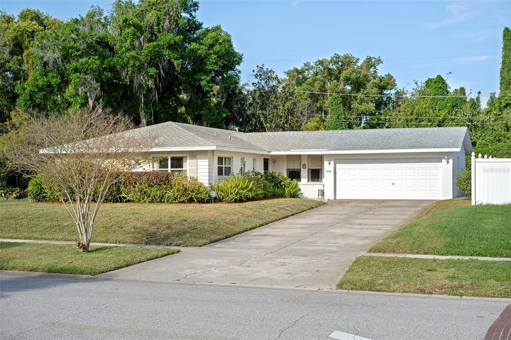 Recently Sold: $365,000 (3 beds, 2 baths, 1578 Square Feet)