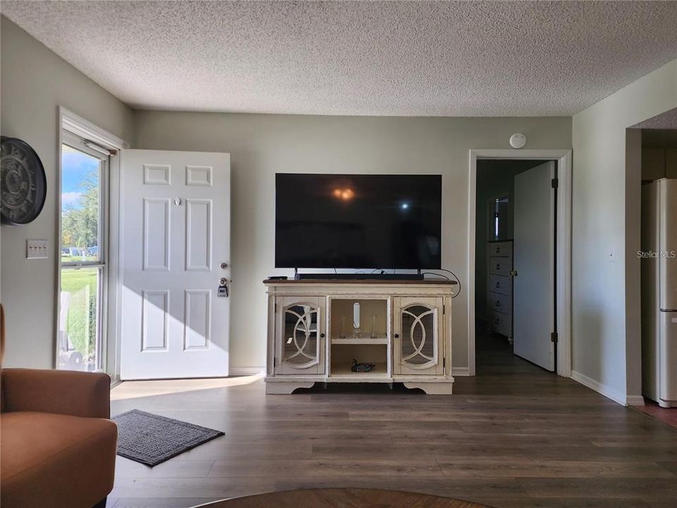 For Rent: $1,600 (2 beds, 2 baths, 1248 Square Feet)