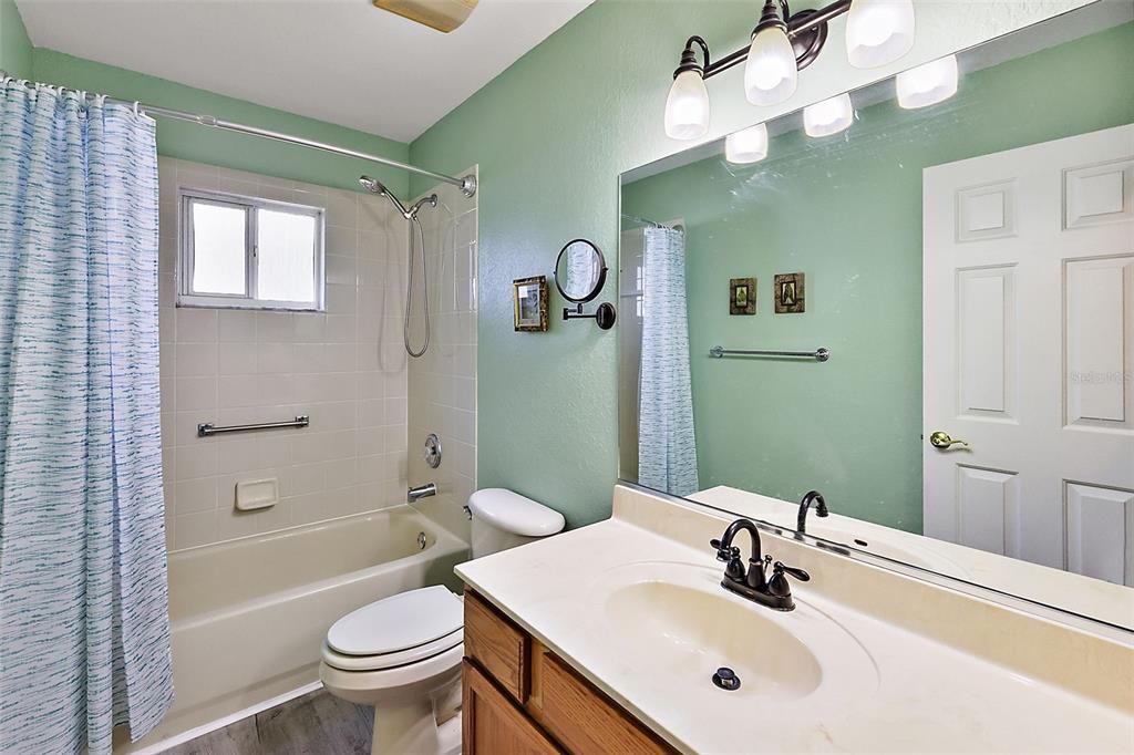 最近租的: $1,950 (3 贝兹, 2 浴室, 1550 平方英尺)