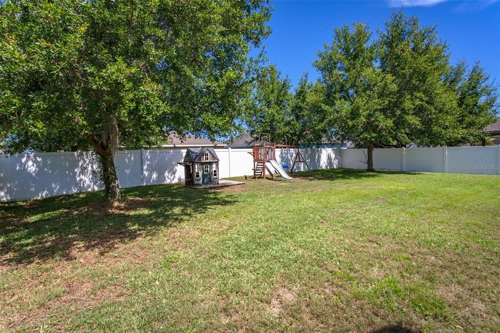 For Sale: $429,000 (4 beds, 2 baths, 2949 Square Feet)