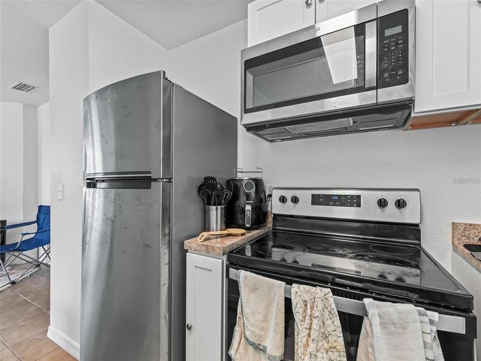 Active With Contract: $299,000 (0 beds, 0 baths, 1568 Square Feet)
