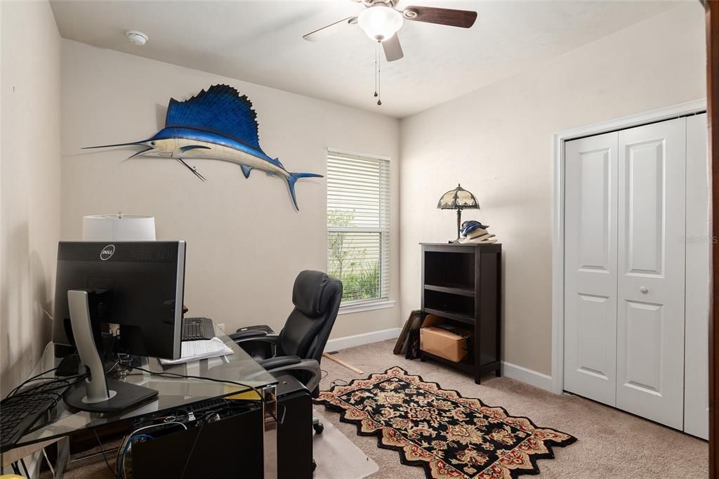 For Sale: $395,000 (4 beds, 2 baths, 1872 Square Feet)