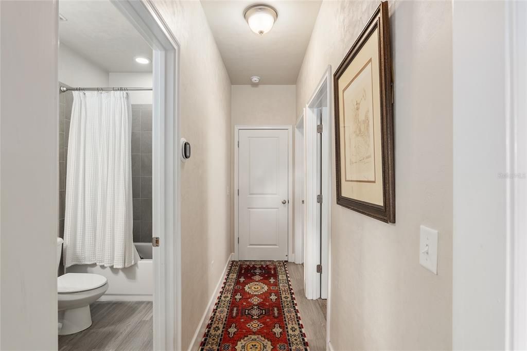 待售: $395,000 (4 贝兹, 2 浴室, 1872 平方英尺)