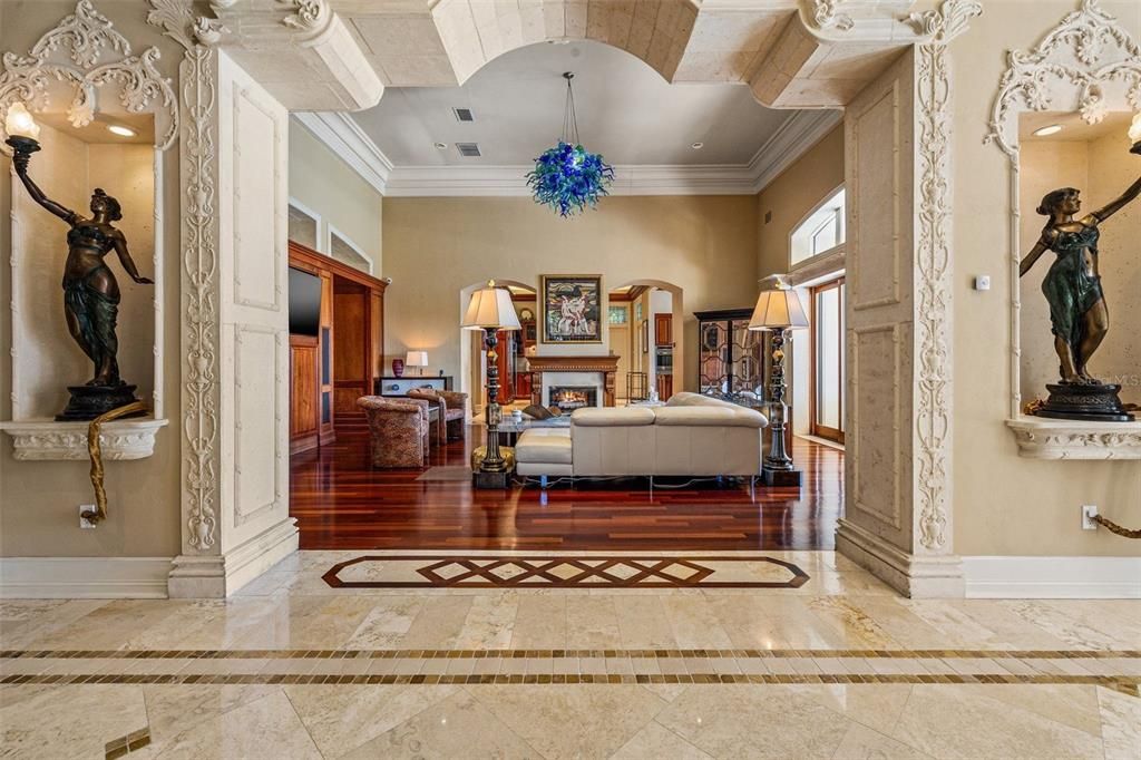 For Sale: $9,900,000 (5 beds, 6 baths, 9722 Square Feet)