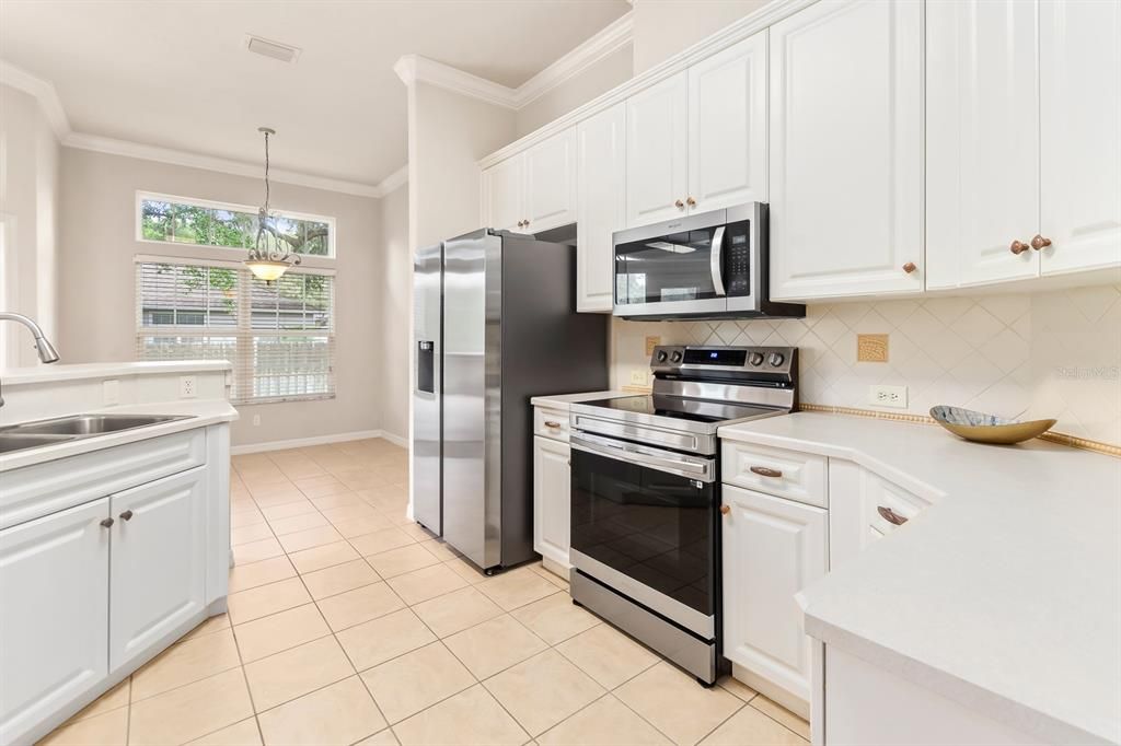 For Sale: $409,000 (3 beds, 2 baths, 1944 Square Feet)
